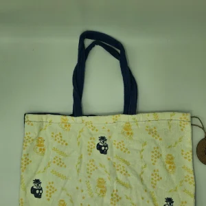 Beach Bag - flowskull