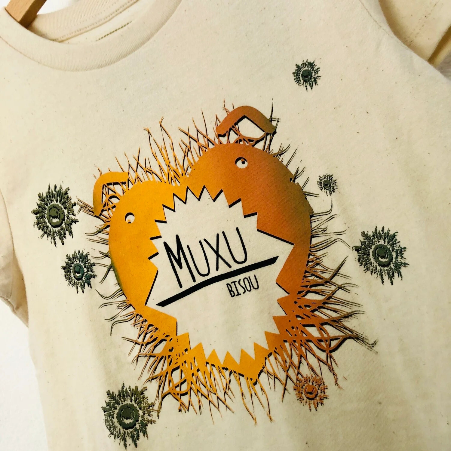 T-shirt manches courtes enfant - MUXU / BISOU – Image 4