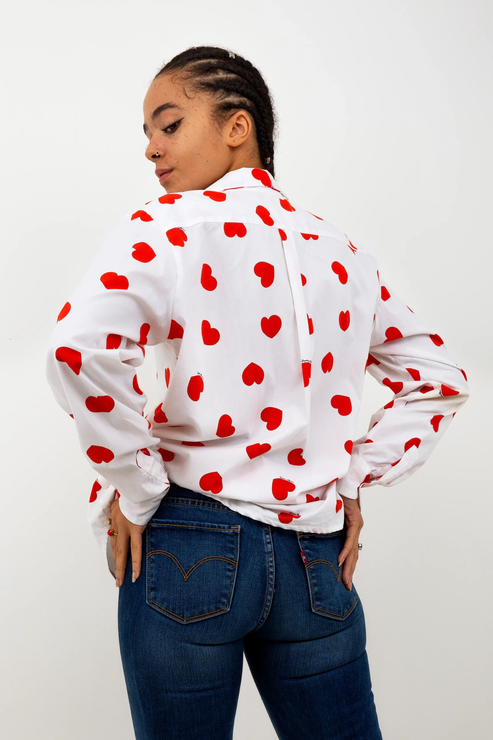 Chemise PAUL en popeline coeurs rouges unisexe – Image 4