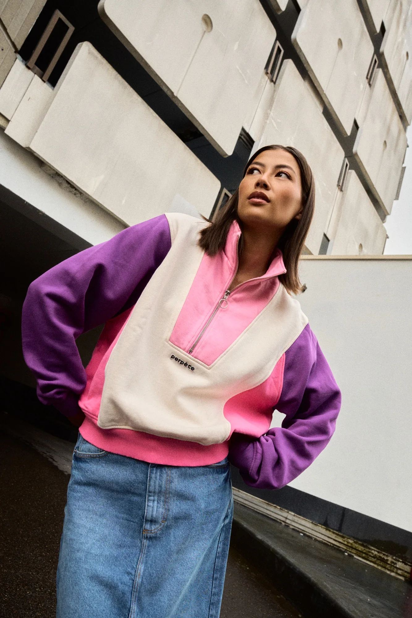 Sweat | Emma – Image 2