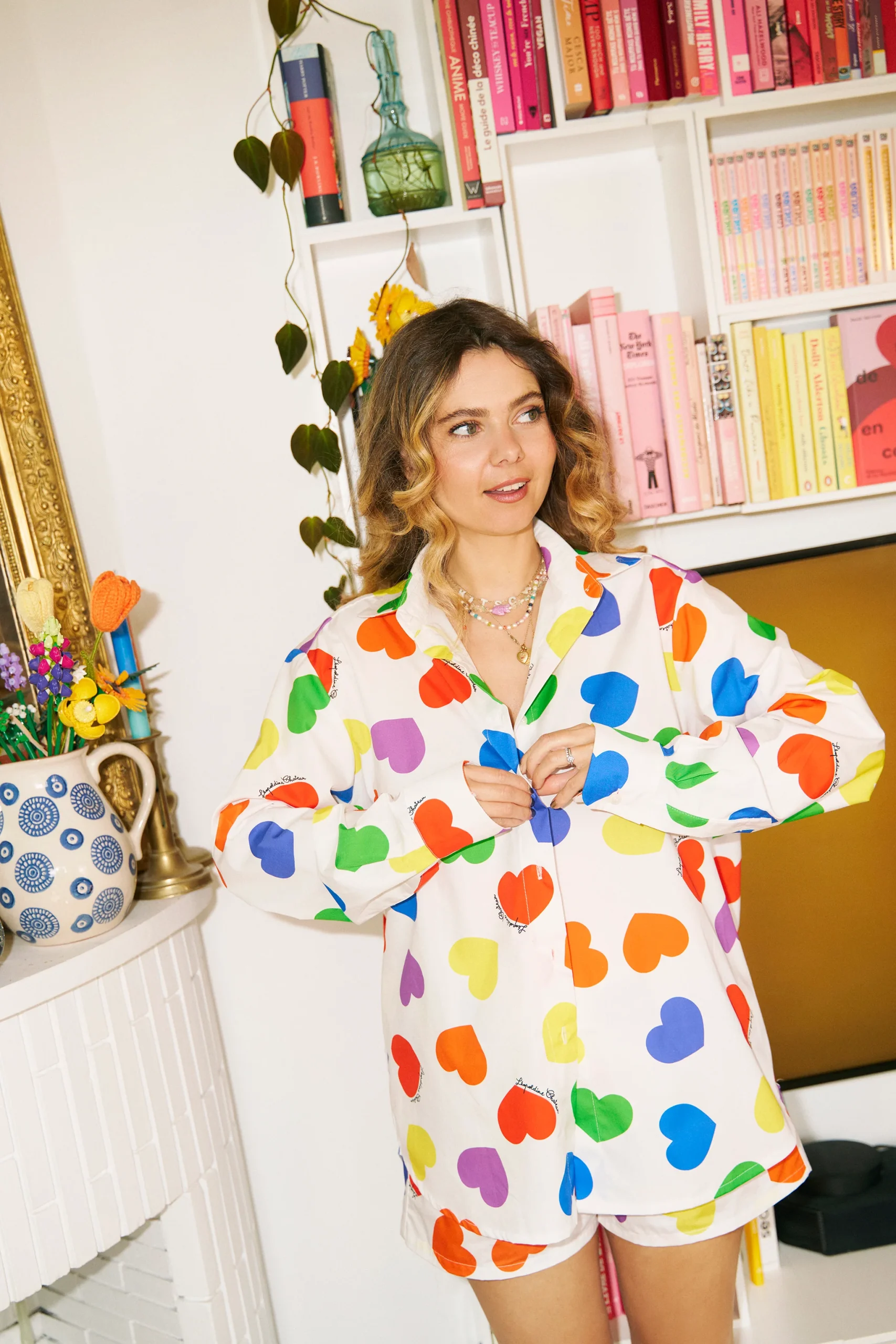 Chemise PAUL imprimée "coeurs multicolores" – Image 4